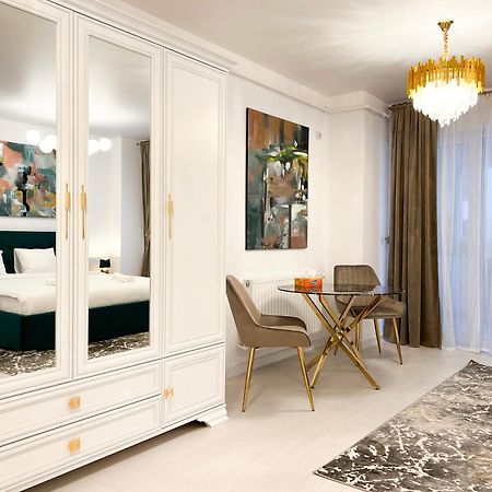 Happy Studio By Rh Living Bukarest Exterior foto