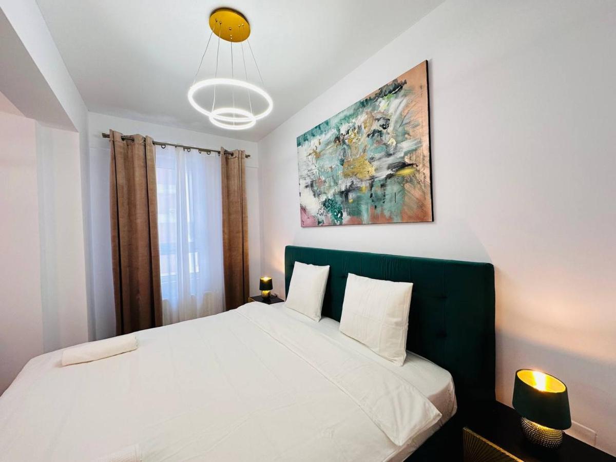 Happy Studio By Rh Living Bukarest Exterior foto